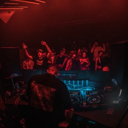 WE LIVE FOR THE WEKND