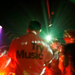 DJ Bobby Starrr´s 'Try Music' Chart for May