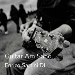 Guitar Am Sand
