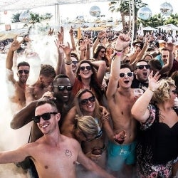 IBIZA POOL PARTY