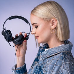 INAMAR "Your Love Gets Me High" Chart