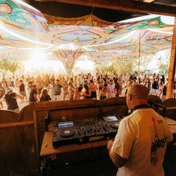 Multiple Futures :: Beatport's Chart