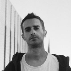 Uswatt Remixes Chart