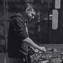 DARK & HARD UNDERGROUND TECHNO: 02/2025