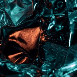 Obsidian / Dare