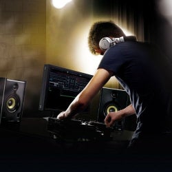 DJ TUNES