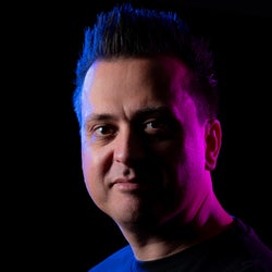 Nico Leon's 'HOUSE BANGER' Chart