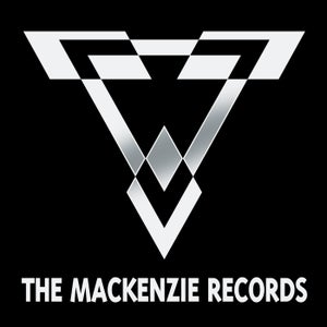 The Mackenzie & Jessy - I Am Free (Extended)