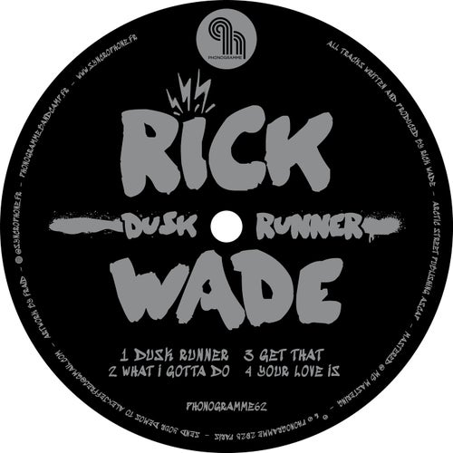 Dusk Runner