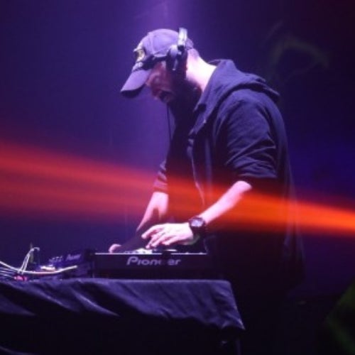 Ricardo Villalobos - 808 The Bassqueen (Original Mix