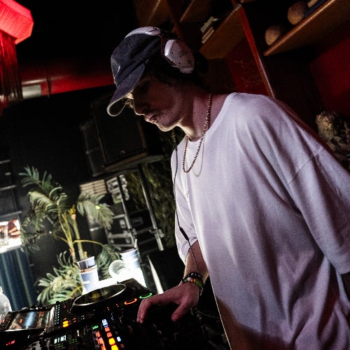 Cem Seckin Track ID's