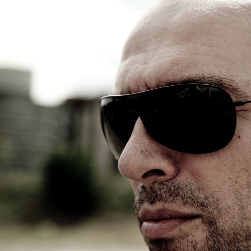 Pascal FEOS DJ Charts June 2013