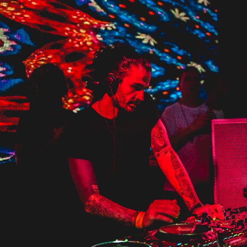 LIKEMINDED 003