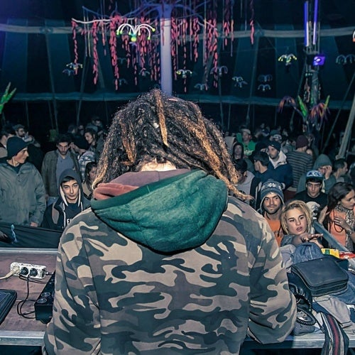 D_Chart April2014