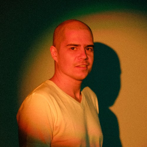 Indie dance chart November 2025