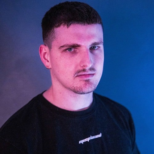 Aiden Francis: Chart 001