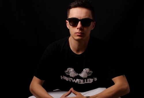Hotweiller'S avatar
