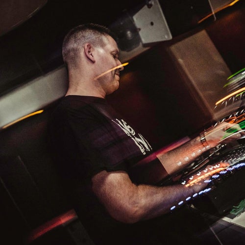 Beatchuggers "Get Down" Chart Apr25