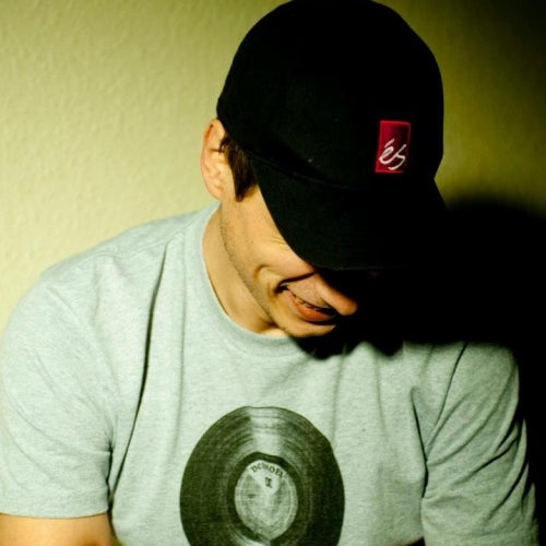 Petar Dundov - Distant Shores (Original Mix) [Music Man Records