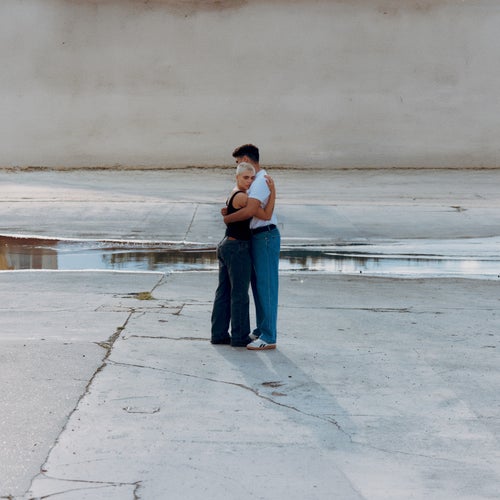 Hallucinating Love (Deluxe)