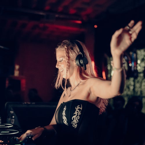AISHA'S TECHNO SET