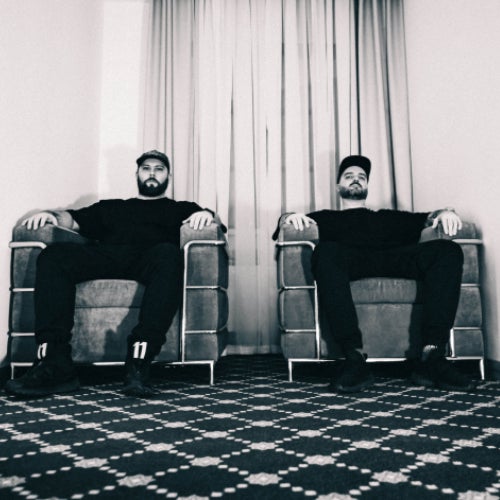 Far&High Lost in the tracks Chart - House,Tech House,Electro (Classic / Detroit / Modern),Indie Dance,Electronica,Techno (Peak Time / Driving),Minimal / Deep Tech albüm kapağı