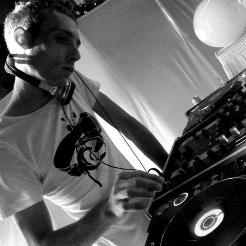 December Techno Chart