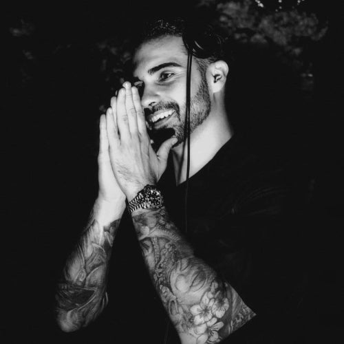 Crusy LA BRUJA CHART - Afro House,Melodic House & Techno,Tech House,Minimal / Deep Tech albüm kapağı