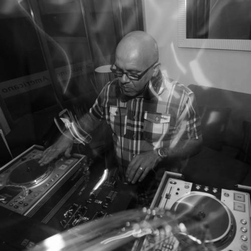 DJ Earl Hurd