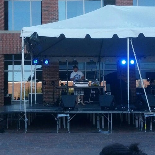 Dj ILLumiNaughty