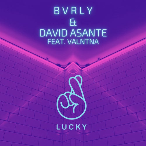 Lucky (feat. Valntna) [Extended Remix]