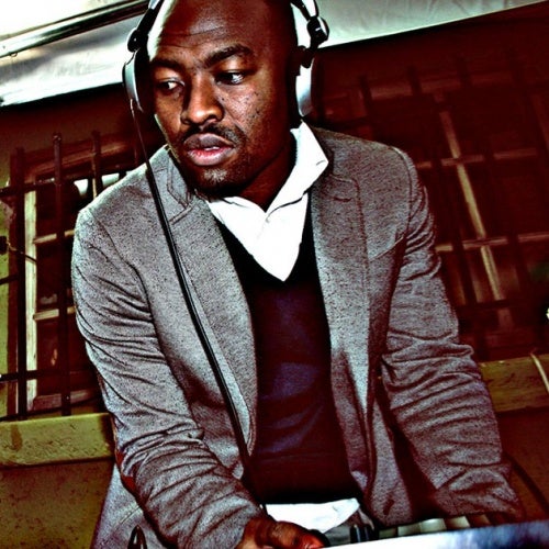 Deejay Phomza