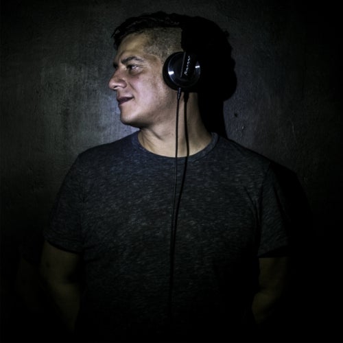MUST HEAR TECHNO & TECH