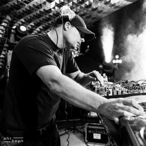 Greg Gow's FML Back 2 Skool Chart 2016