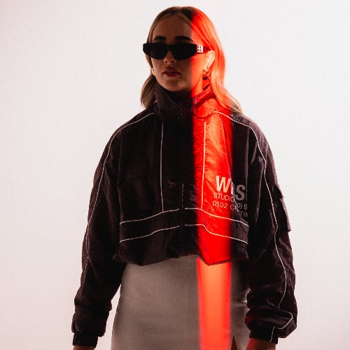 ‘Listen 2 Me’ Chart