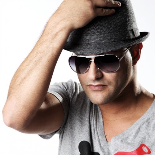 Farshad Kay Adapt to this November Charts