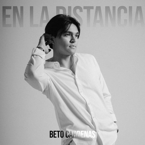 En La Distancia