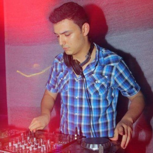 DJ MACBASS