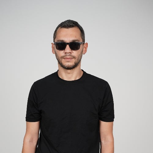 Gianni Firmaio Lift Me Up Chart - (Minimal / Deep Tech,House,Tech House) Album Cover