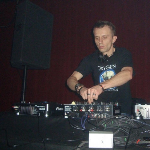 DJ DAWIZZ