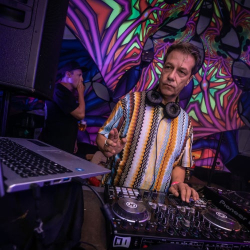 Psychedelic Trance mix April 2025