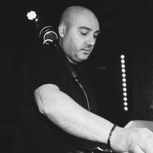 Michele Montefusco Top Charts (January 2026)
