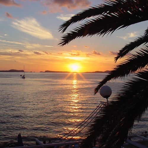 Get Deep Into Summer Chart Jun'12