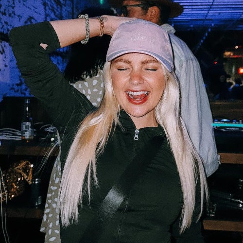 Mixing with Friends, Vol. 32