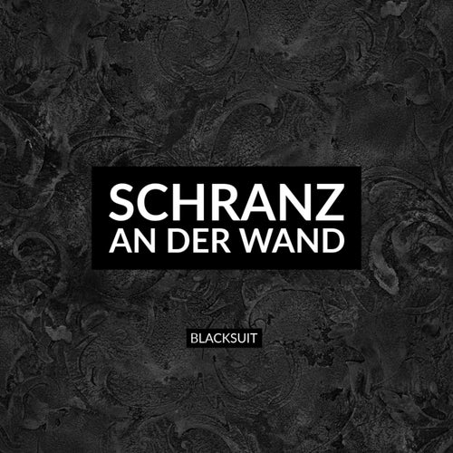 Schranz an der Wand
