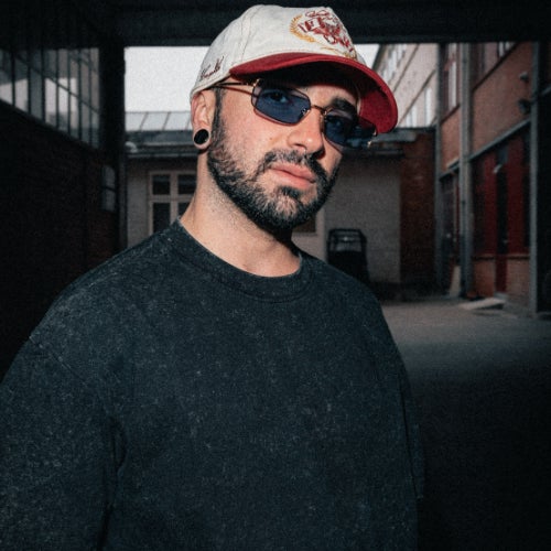 Sheik (AR) Feel The Bass Chart Sheik (AR) Feel The Bass Chart
