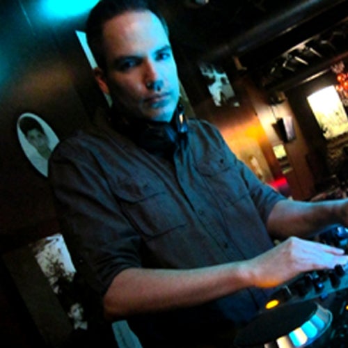 DJ Avek