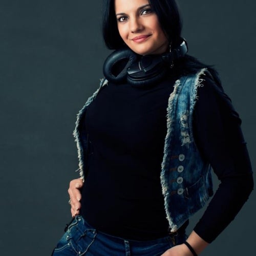 Larisse Van Doorn BOUQ Chart