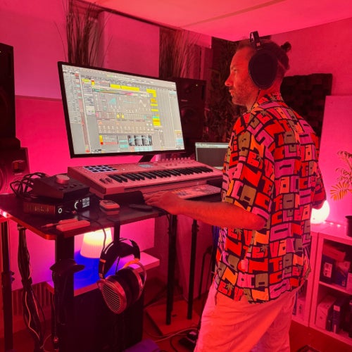 Binary98 / Raven95 Charts