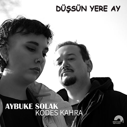 Düşsün Yere Ay